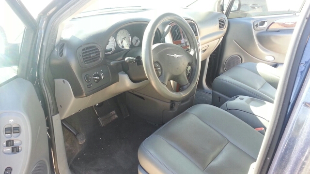 2006 Chrysler Town and Country 3.5