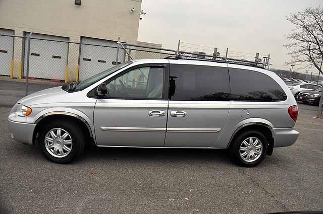 2007 Chrysler Town and Country 3.5