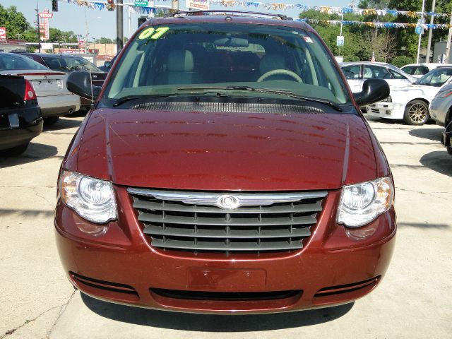 2007 Chrysler Town and Country Z06