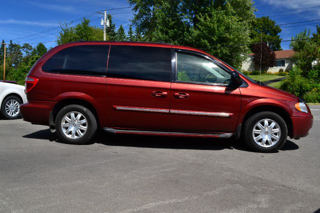 2007 Chrysler Town and Country 3.5