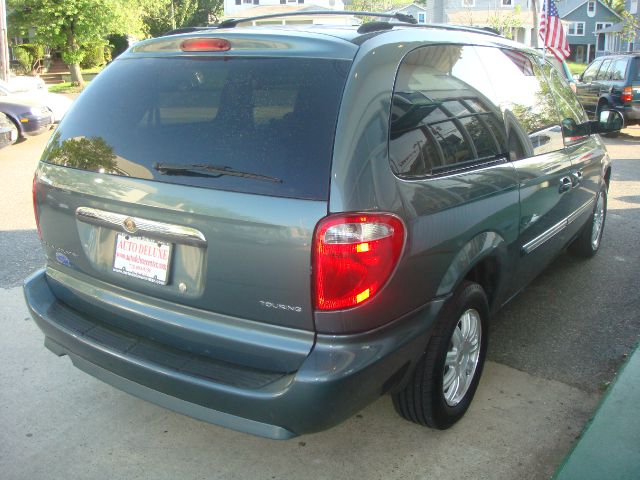 2007 Chrysler Town and Country 3.5