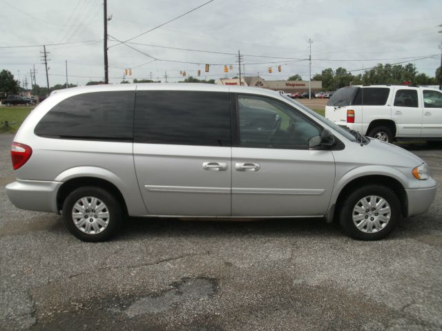 2007 Chrysler Town and Country G35xs