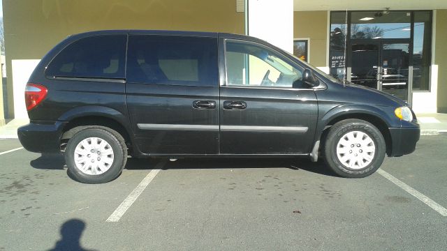 2007 Chrysler Town and Country Unknown