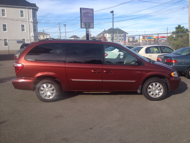2007 Chrysler Town and Country 3.5
