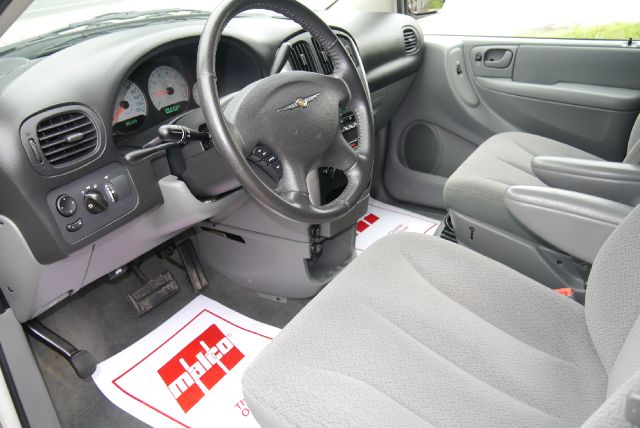 2007 Chrysler Town and Country 3.5