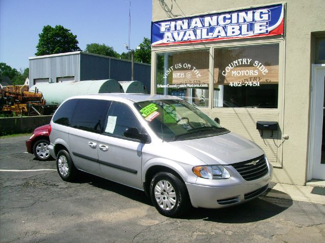 2007 Chrysler Town and Country Base