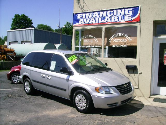 2007 Chrysler Town and Country Base