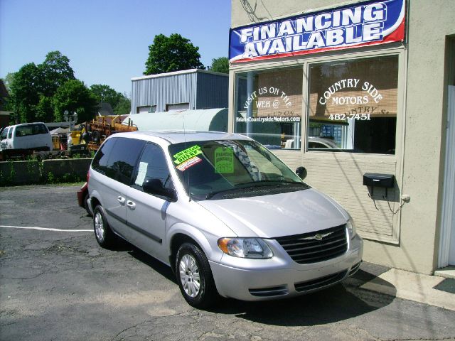 2007 Chrysler Town and Country Base