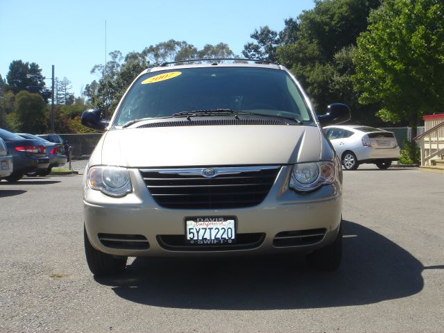 2007 Chrysler Town and Country 3.5