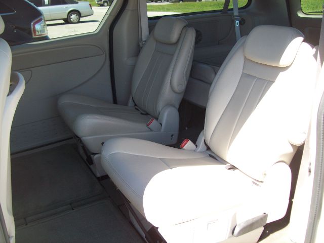 2007 Chrysler Town and Country 3.5