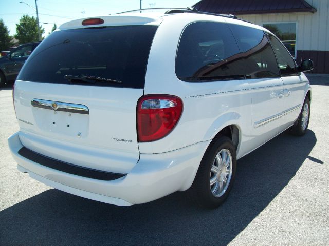 2007 Chrysler Town and Country 3.5