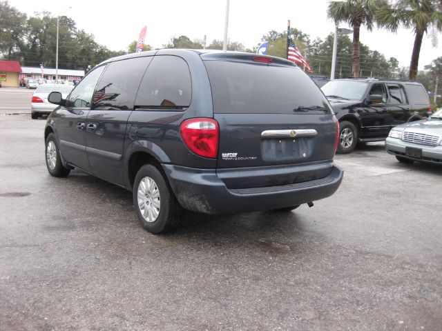 2007 Chrysler Town and Country Base