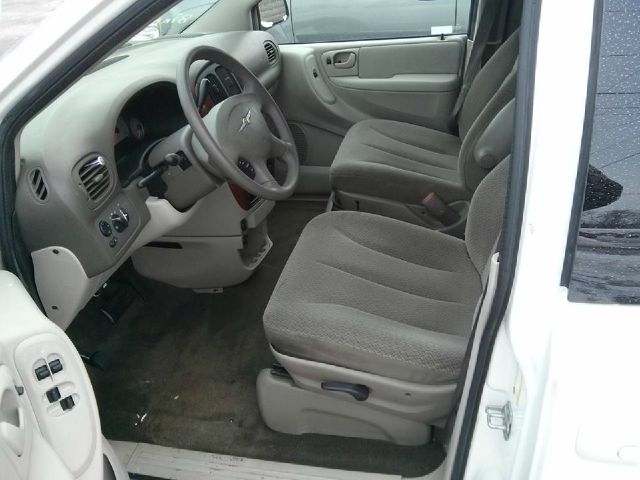 2007 Chrysler Town and Country Elk Conversion Van