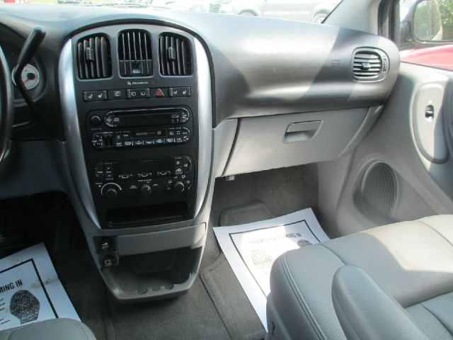 2007 Chrysler Town and Country 3.5
