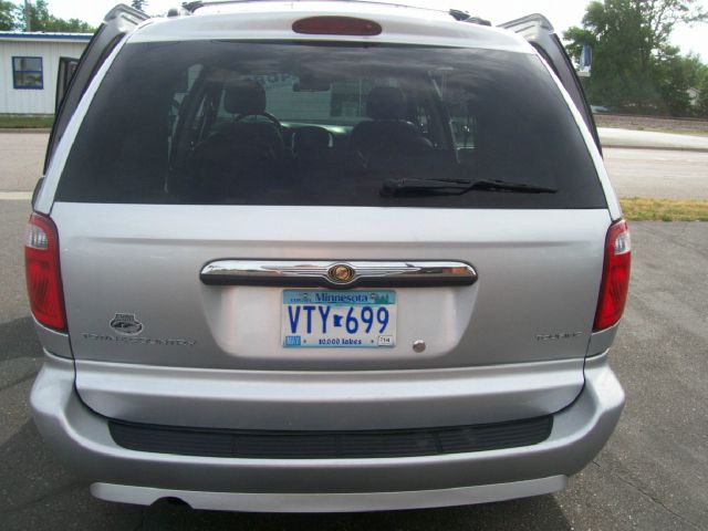 2007 Chrysler Town and Country 3.5