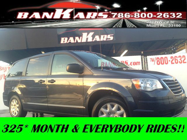 2008 Chrysler Town and Country Elk Conversion Van