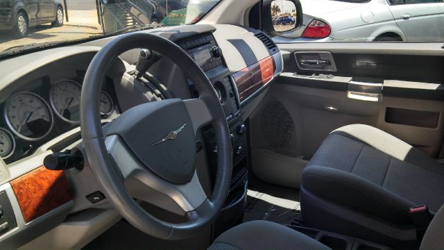 2008 Chrysler Town and Country 3.5