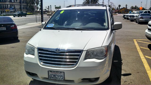 2008 Chrysler Town and Country 3.5