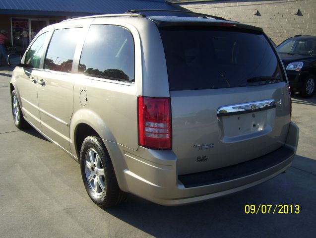 2008 Chrysler Town and Country 3.5