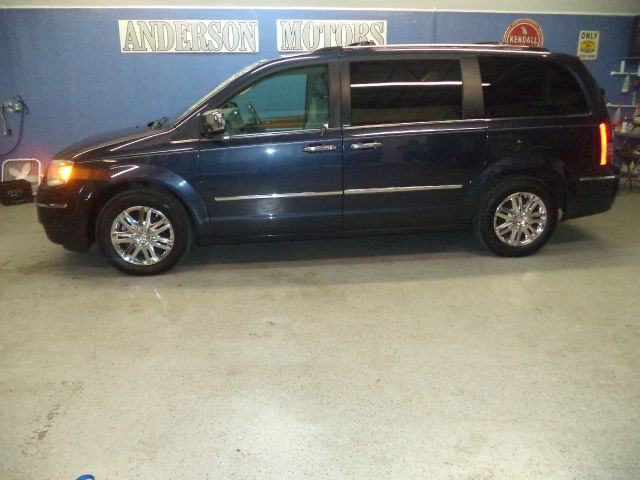 2008 Chrysler Town and Country SLT 25