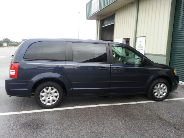 2008 Chrysler Town and Country Elk Conversion Van