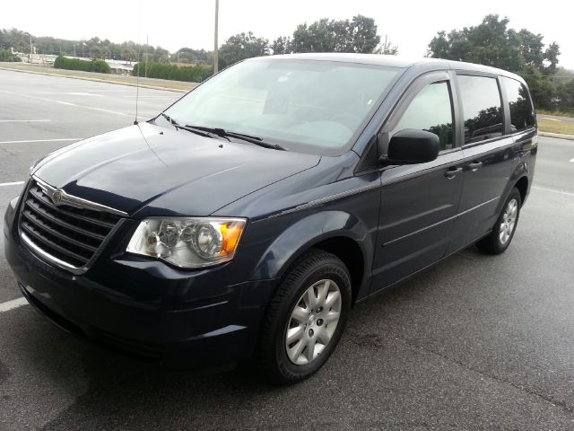2008 Chrysler Town and Country Elk Conversion Van
