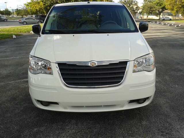 2008 Chrysler Town and Country 3.5
