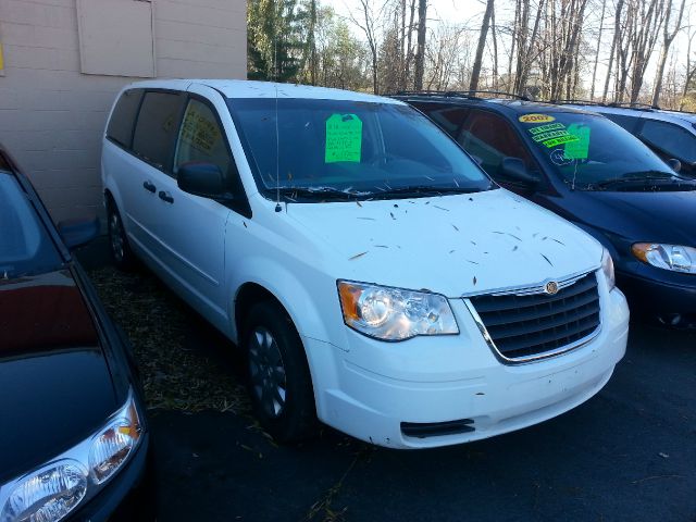 2008 Chrysler Town and Country Elk Conversion Van
