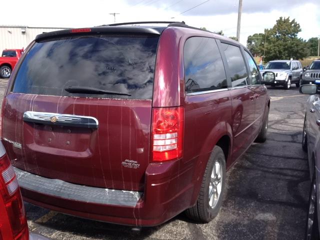 2008 Chrysler Town and Country 3.5
