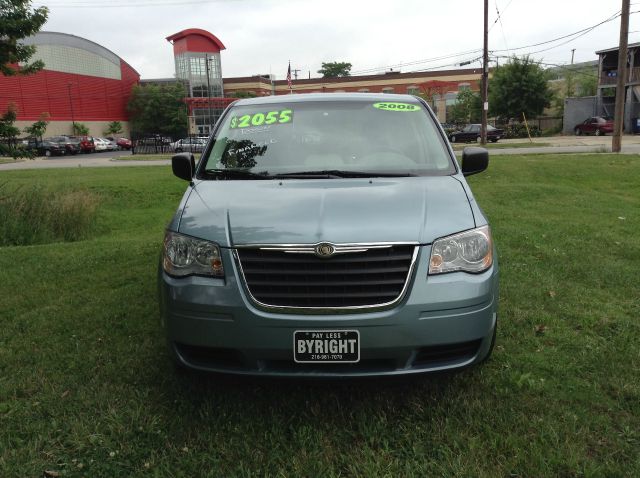 2008 Chrysler Town and Country Unknown