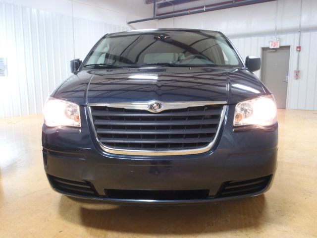 2008 Chrysler Town and Country Elk Conversion Van