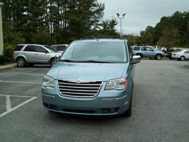 2008 Chrysler Town and Country SLT 25