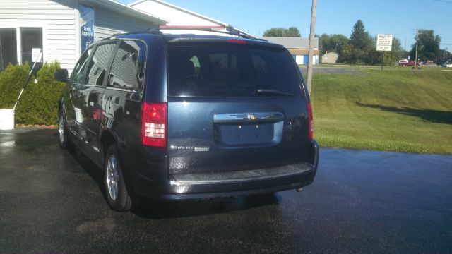 2008 Chrysler Town and Country 3.5