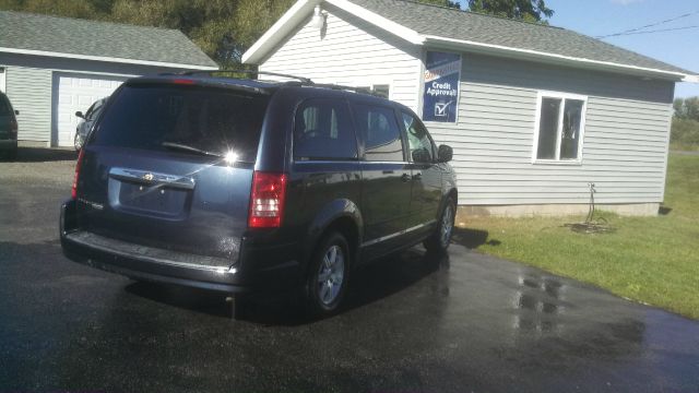 2008 Chrysler Town and Country 3.5