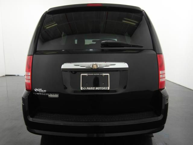 2008 Chrysler Town and Country 3.5