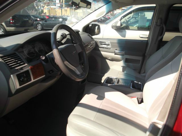 2008 Chrysler Town and Country 3.5