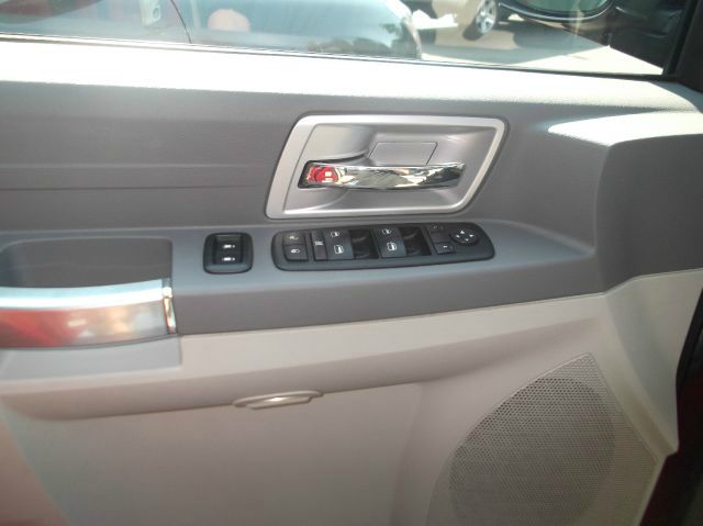 2008 Chrysler Town and Country 3.5