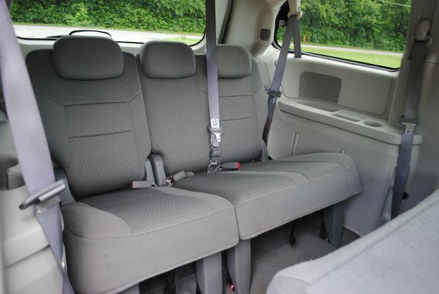 2008 Chrysler Town and Country Elk Conversion Van
