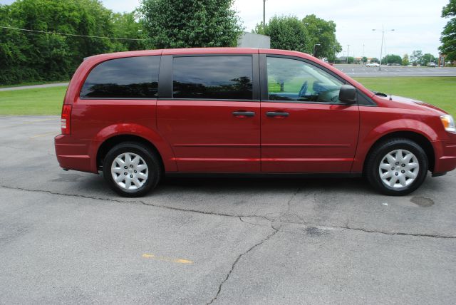 2008 Chrysler Town and Country Elk Conversion Van