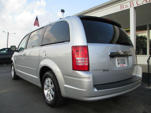 2008 Chrysler Town and Country 3.5