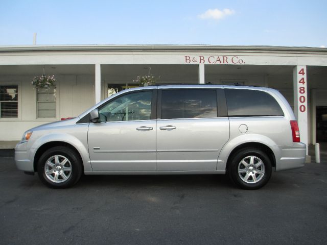 2008 Chrysler Town and Country 3.5