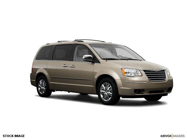 2008 Chrysler Town and Country SLT 25