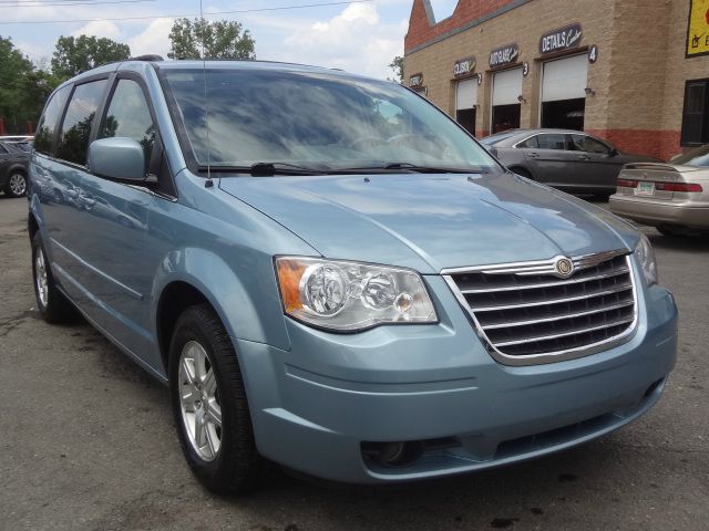 2008 Chrysler Town and Country 3.5