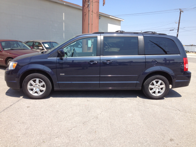 2008 Chrysler Town and Country 3.5