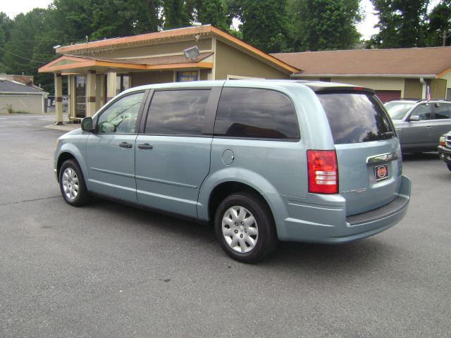 2008 Chrysler Town and Country Elk Conversion Van
