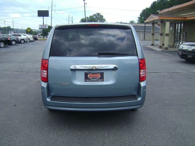 2008 Chrysler Town and Country Elk Conversion Van