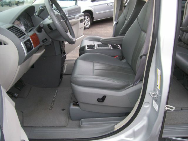 2008 Chrysler Town and Country 3.5