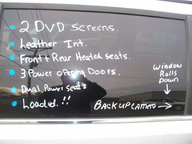 2008 Chrysler Town and Country 3.5