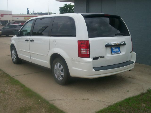 2008 Chrysler Town and Country Elk Conversion Van
