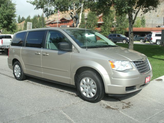 2009 Chrysler Town and Country Elk Conversion Van
